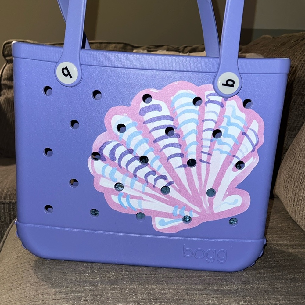 Exclusive Original Bogg Bag in Periwinkle Shell - Medium